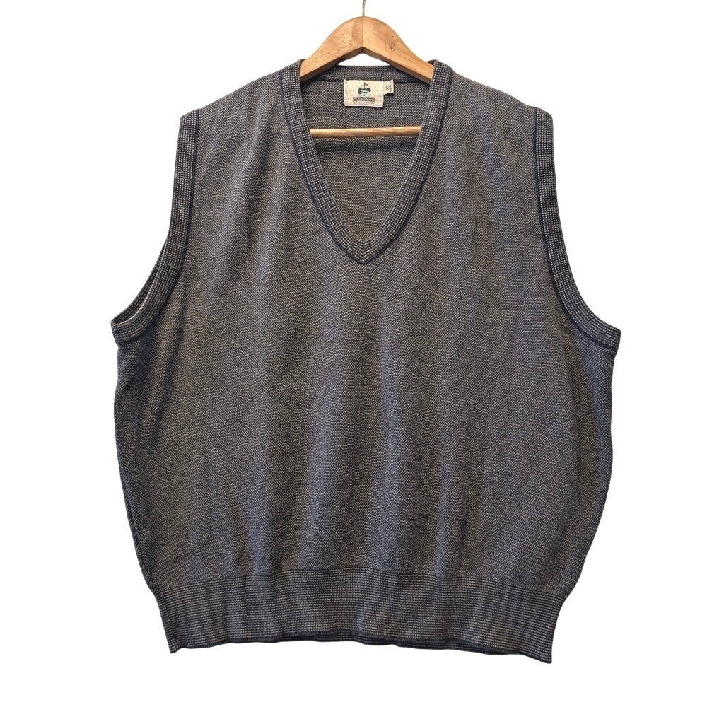 Outdoor World Golf Apparel Mens XL Blue Grey VNeck Knit Sweater Vest Made in USA